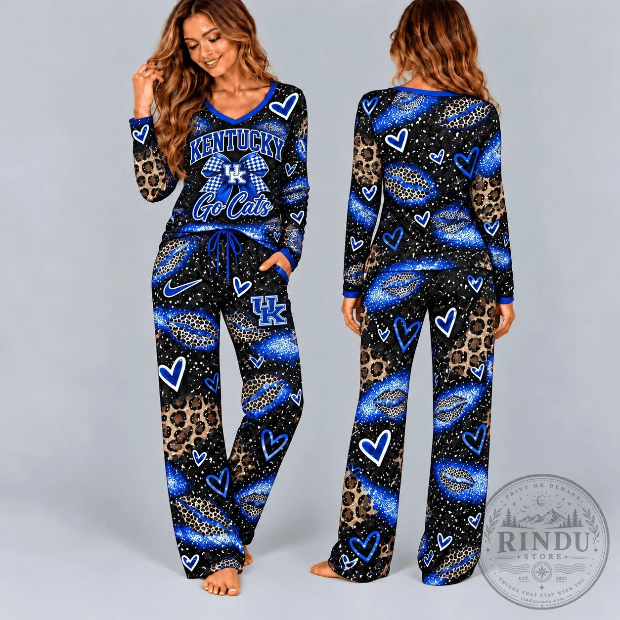 Kentucky Wildcats Leopard Print Hearts V-Neck Long Sleeve Pajamas Set